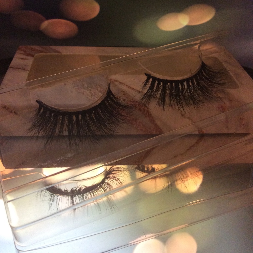 Mink lashes. Style (Queen)